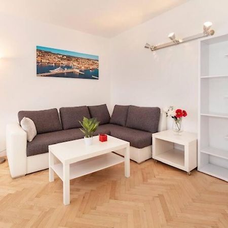 Sea City View W/ 2Bd 1Bt Free Street Parking Rijeka Dış mekan fotoğraf