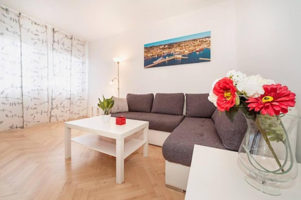 Sea City View W/ 2Bd 1Bt Free Street Parking Rijeka Dış mekan fotoğraf